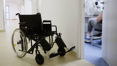 В Госдуме прокомментировали указ об обслуживании детей-инвалидов без очереди