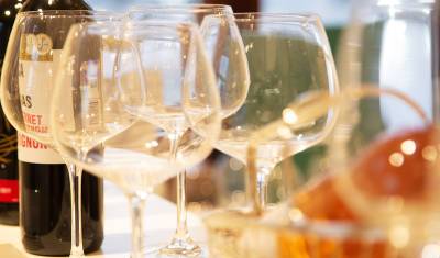 В Уфе оштрафовали ресторан на 1,5 млн рублей за торговлю алкоголем без лицензии