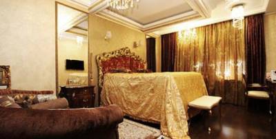 В Новосибирске выставили на продажу квартиру с кроватью-троном