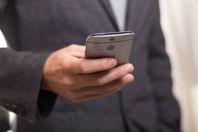 35-летнего псковича накажут за кражу мобильного телефона из общежития