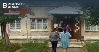 В Казани семью с тремя детьми выселяют из общежития — видео