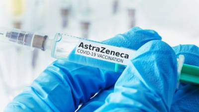 В России одобрено совместное исследование вакцин от коронавируса AstraZeneca и «Спутник Лайт»