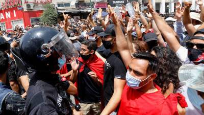 Саид Каис - «Структурный кризис с 2011 года»: чем вызваны массовые протесты и приостановка работы парламента Туниса - russian.rt.com - Тунис - Тунисская Респ.