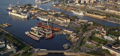 Президент предложил обсудить перенос порта Санкт-Петербург