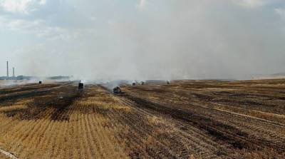 В Минском районе ликвидировано загорание техники в поле