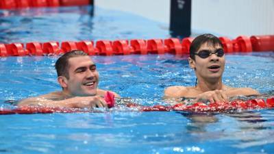 Оставили американца позади: пловцы Рылов и Колесников выиграли золото и серебро на дистанции 100 м на спине