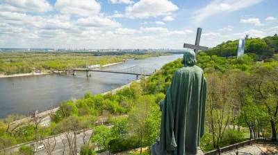 Крещение Киевской Руси-Украины: из-за крестного хода в центре столицы усилят меры безопасности и ограничат движение