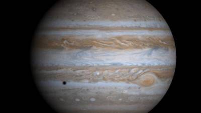 В атмосфере спутника Юпитера впервые нашли водяной пар