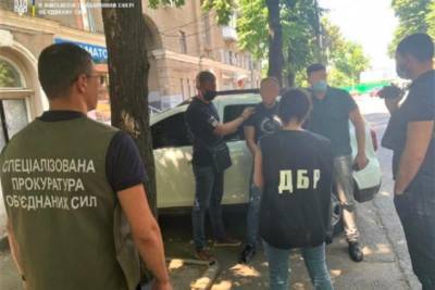 На Харьковщине на взятке в $12 тысяч разоблачили пограничника