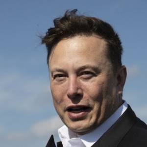 Компания Tesla сообщила о чистой прибыли в размере более 1 млрд долларов