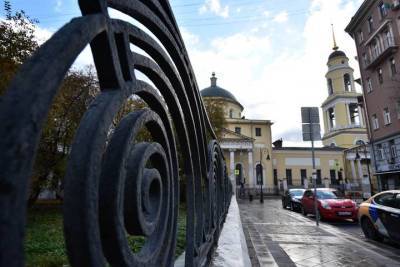 Борис Джонсон - Москвича задержали с запиской премьер-министру Великобритании по поводу магнитных полей - vm.ru - Москва - Англия - Премьер-Министр - Посольство