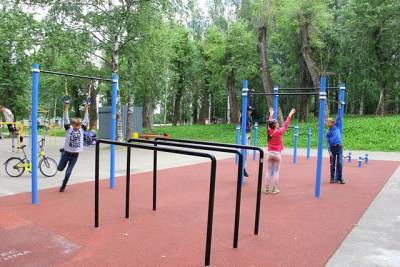 В сыктывкарском парке имени Кирова открылась инклюзивная площадка