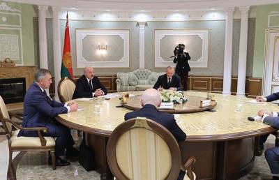 Лукашенко рассказал, какую бы он возглавил партию на Западе