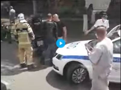 В аварии с мотоциклистом мужчине оторвало палец в Ростове