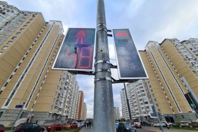 Около 500 «умных» перекрестков оборудовали в столице - vm.ru - Москва