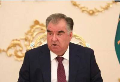 СМИ: Племянники президента Таджикистана избили министра здравоохранения после смерти их матери