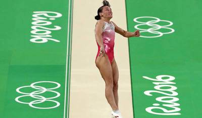 Легендарная гимнастка Чусовитина ушла из спорта после восьми Олимпиад
