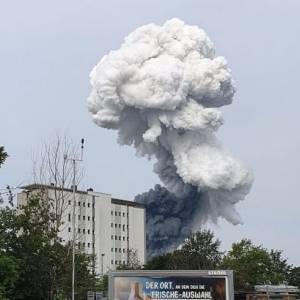 В Германии на химзаводе произошел мощный взрыв. Фото