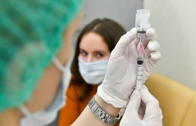 Страх перед вакцинацией побороть не сложно: советы психолога
