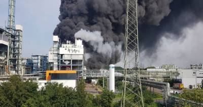 В Германии на заводе Bayer прогремел мощный взрыв (видео, фото) - focus.ua - Украина - Германия - county Bay - Леверкузен
