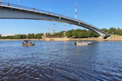 Новгородские спасатели не нашли тело «пьяного» ныряльщика