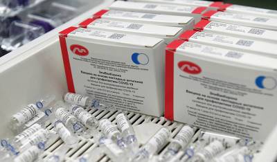 Россияне потребовали от властей независимой оценки вакцины «ЭпиВакКорона»