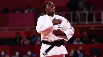 Японец Нагасе и француженка Агбеньену выиграли золото олимпийского турнира по дзюдо