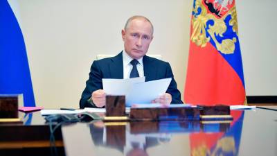 Путин заявил о выходе инфляции за целевые ориентиры