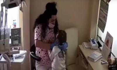 Детского стоматолога из Ровно, которая била пациентов, лишили лицензии