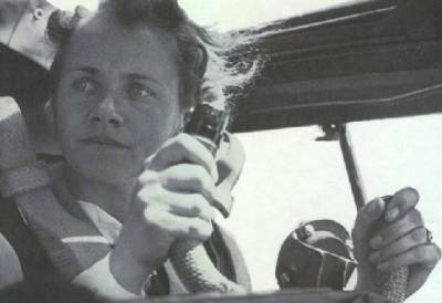 Ханна Рейч: как лучшая лётчица Третьего рейха пыталась спасти Гитлера