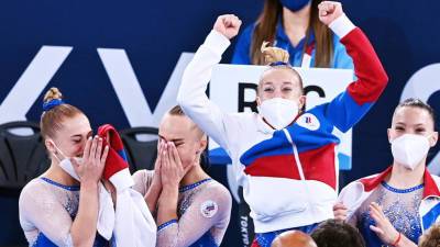 Бревно — не помеха: российские гимнастки выиграли у американок многоборье и впервые за 29 лет стали чемпионками Игр