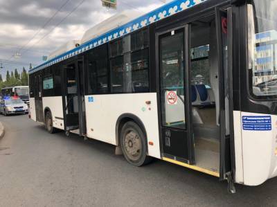 В Уфе столкнулись «ГАЗель» и пассажирский автобус: пострадала девушка с 5-летним сыном