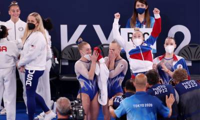 «Это неожиданно». Немов — о победе российских гимнасток в командном многоборье на Олимпиаде