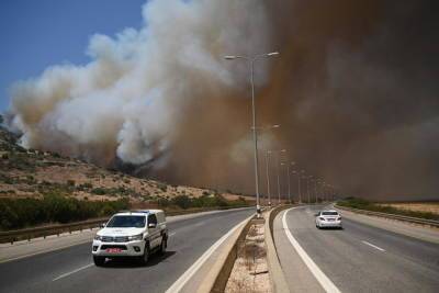 Пожары в Галилее: Кирьят-Шмона осталась без света, отдыхающих эвакуировали с берега Кинерета