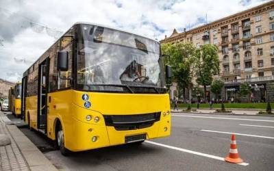 В Киеве водителям маршруток запретили включать музыку и вешать игрушки