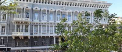 Три кабинета и коридор в здании Одесской полиции отремонтируют почти за миллион