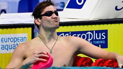 Колесников с рекордом выиграл полуфинал в плавании на 100 м кролем
