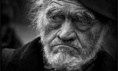 Предательство внучки привело 92-летнего тюменца в полицию