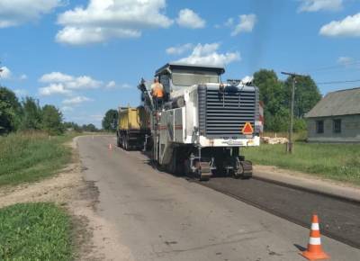 В Смоленской области начался ремонт дороги Демидов-Рудня