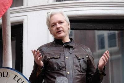 Адвокат Ассанжа назвал «постыдным» решение суда о лишении основателя WikiLeaks гражданства Эквадора