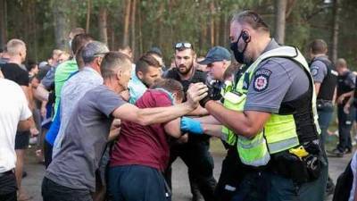 Литва может ввести чрезвычайное положение на границе с Беларусью: вспыхнули столкновения