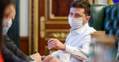 Зеленский надеется, что в сентябре в Украине будут делать по 250 тысяч прививок в сутки
