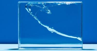 Эксперты выявили "новый тип материала" - жидкую фазу, обнаруженную в стекле