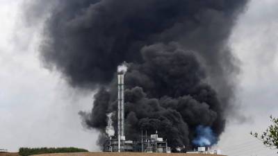 Мощный взрыв в Леверкузене: насколько токсично облако дыма?