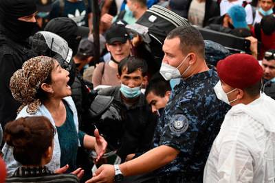 МВД запретит въезд в Россию участвовавшим в массовых драках мигрантам