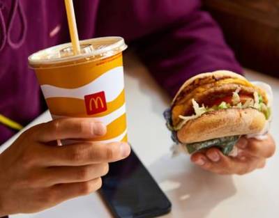 Чистая прибыль McDonald's в 1 полугодии выросла в 2,4 раза - до $3,8 млрд