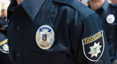 В Харьковской области группу мужчин подозревают в угрозах полицейскому