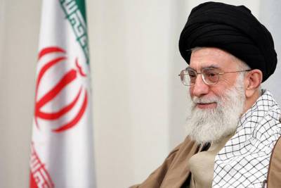 Духовный лидер Ирана провел последнюю встречу с уходящим правительством президента Роухани