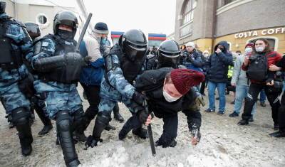 Со сторонницы Навального взыскали 296 тыс. рублей в пользу ярославских полицейских