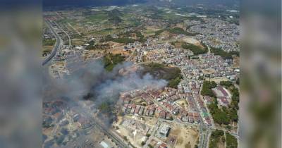 У Туреччині вирують лісові пожежі: в курортній Анталії почалася евакуація